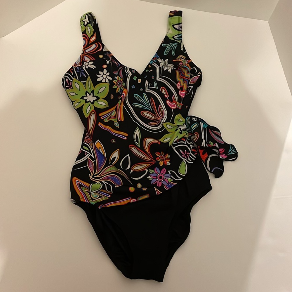 Longitude one piece swimsuit, size 10. Floral ( front ) and black (back)